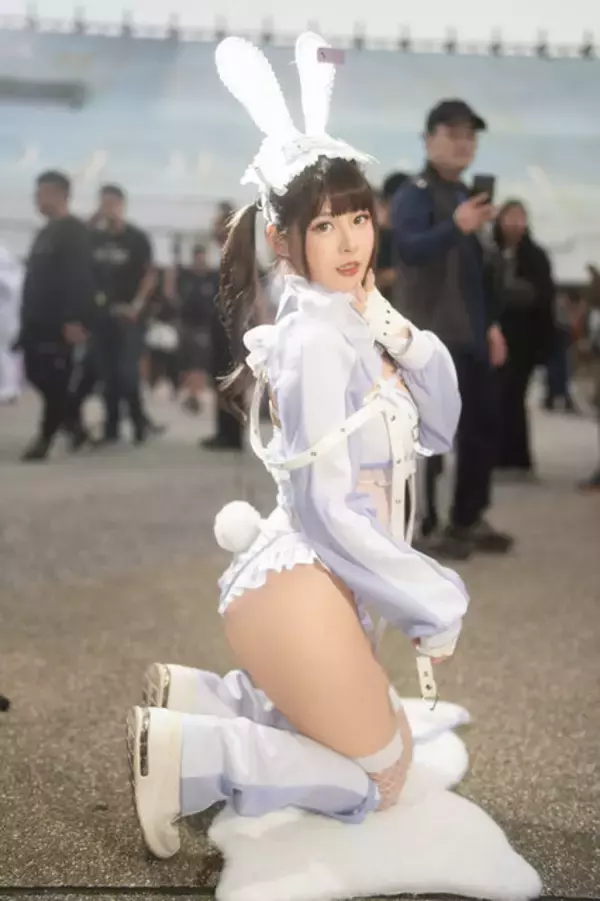 「【コスプレ】清楚な台湾美女バニーガールはお好きですか？くびれと美ヒップが描く極上のS字カーブが眩しすぎた【写真10枚】」の画像