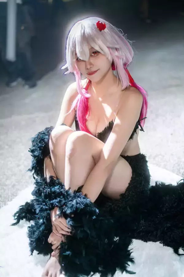 「【コスプレ】台湾美女のスレンダーボディ×透き通るような美貌に釘つけ！「ギルティクラウン」楪いのりが圧巻のスタイルで魅せる【写真8枚】」の画像