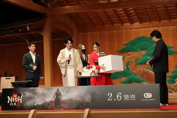 「『仁王3』完成発表会レポート! 本郷奏多さん・土屋太鳳さんが「観世能楽堂」でゲームの魅力を語った」の画像