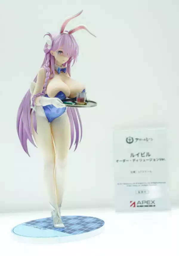 「ドキッとする夏衣装から涼やかなドレスまで、「ワンフェス」に猛暑を吹き飛ばす『アズレン』『ブルアカ』美女フィギュアが集結【WF2025夏】」の画像