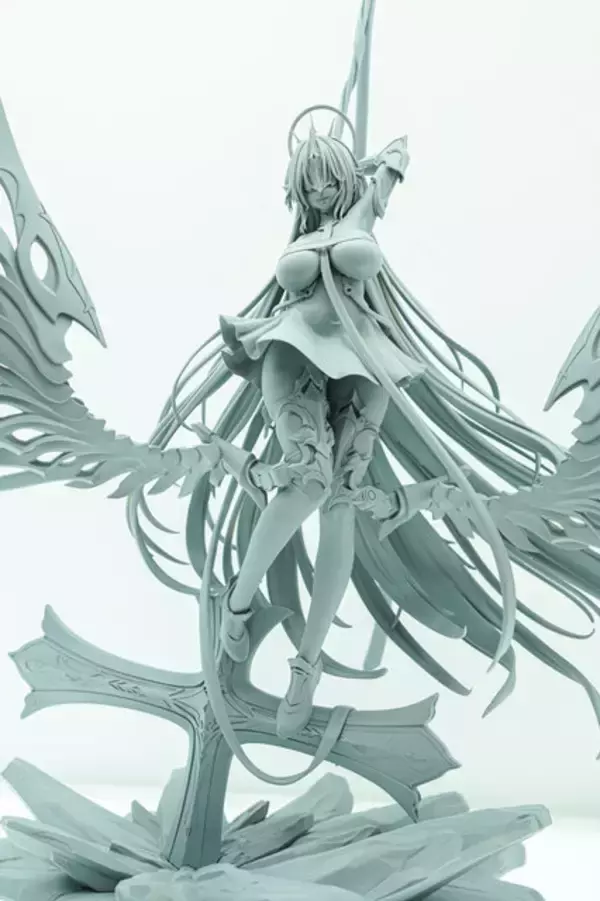 「ドキッとする夏衣装から涼やかなドレスまで、「ワンフェス」に猛暑を吹き飛ばす『アズレン』『ブルアカ』美女フィギュアが集結【WF2025夏】」の画像