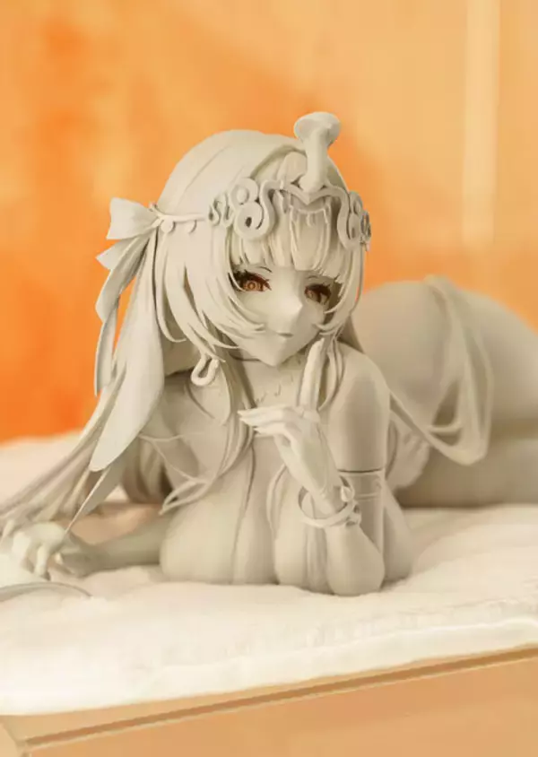 「ドキッとする夏衣装から涼やかなドレスまで、「ワンフェス」に猛暑を吹き飛ばす『アズレン』『ブルアカ』美女フィギュアが集結【WF2025夏】」の画像