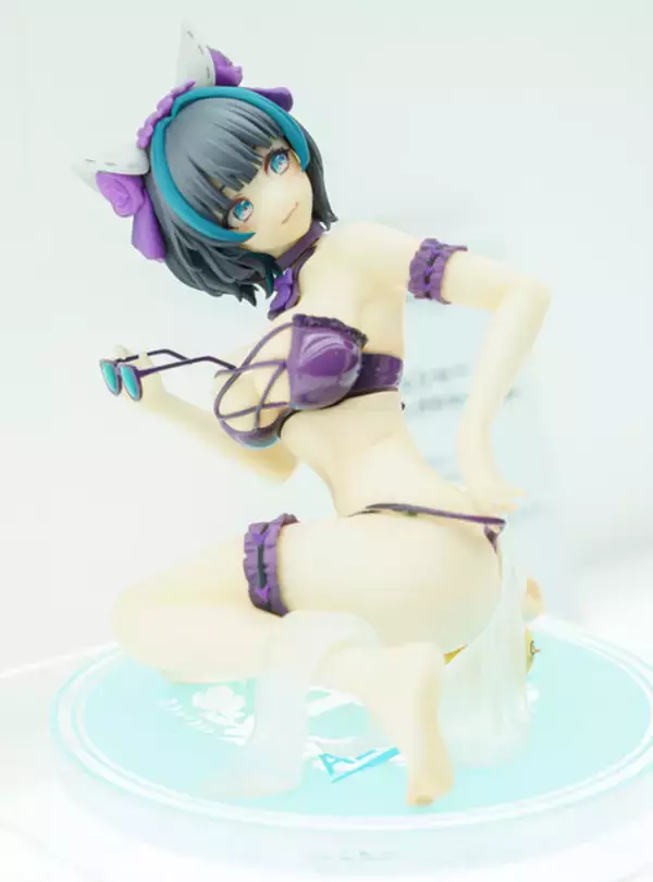 「ドキッとする夏衣装から涼やかなドレスまで、「ワンフェス」に猛暑を吹き飛ばす『アズレン』『ブルアカ』美女フィギュアが集結【WF2025夏】」の画像