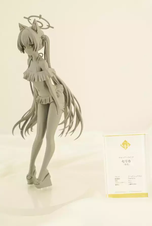 「ドキッとする夏衣装から涼やかなドレスまで、「ワンフェス」に猛暑を吹き飛ばす『アズレン』『ブルアカ』美女フィギュアが集結【WF2025夏】」の画像