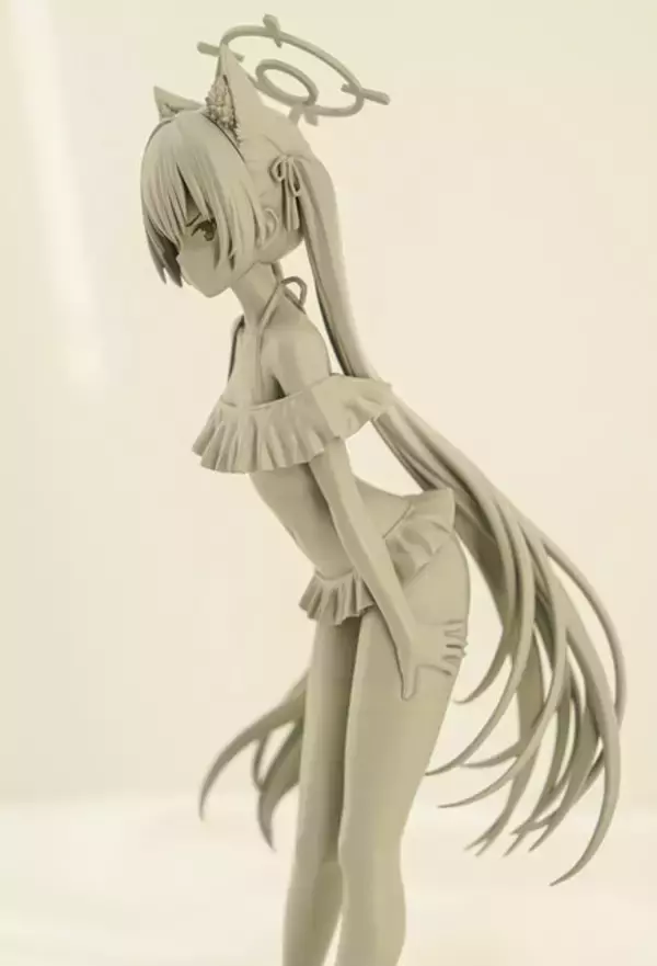 「ドキッとする夏衣装から涼やかなドレスまで、「ワンフェス」に猛暑を吹き飛ばす『アズレン』『ブルアカ』美女フィギュアが集結【WF2025夏】」の画像