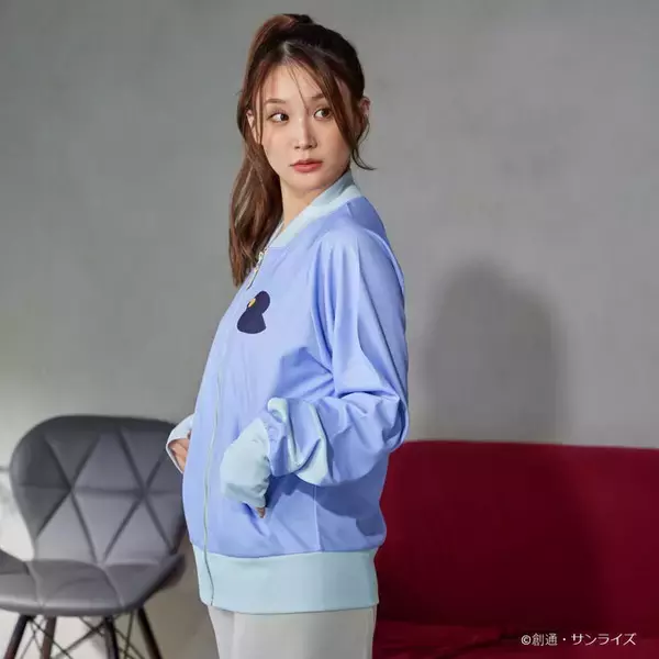 「これは着こなせるか…？「ガンダム ジークアクス」より「マチュのインナーセット」や「ニャアンのジャージ」が商品化！」の画像