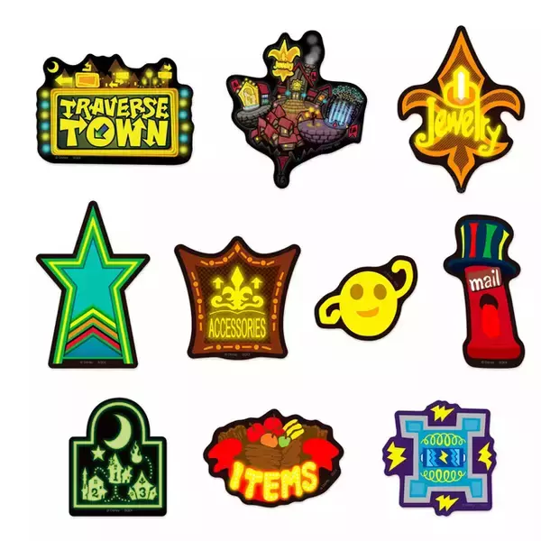 「『キングダム ハーツ』グッズがディズニーストアで発売！ぬいぐるみ8種や「100エーカーの森」イラストのポーチなど盛りだくさん」の画像