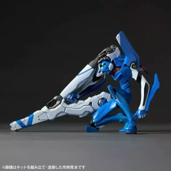 「「エヴァ」初号機、弐号機、零号機（改）プラモセットが予約締切間近―造形作家「佐藤“ロボ師”拓」による三部作をミニサイズ化」の画像