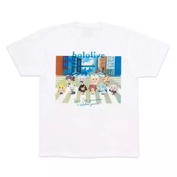 「「ホロライブ」かわいい描き下ろしイラスト使用！さまざまなタレントをデザインしたフルカラーTシャツや、表面がぷにぷにした缶バッジなど4アイテム」の画像