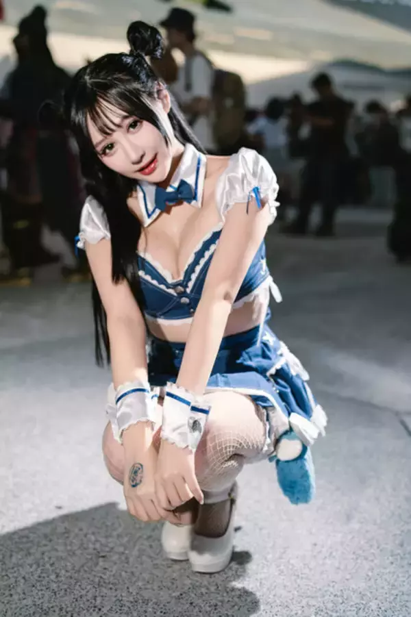 「【コスプレ】台湾美女のチャイナドレスがキュート！スラリと伸びる美脚も素敵【写真7枚】」の画像