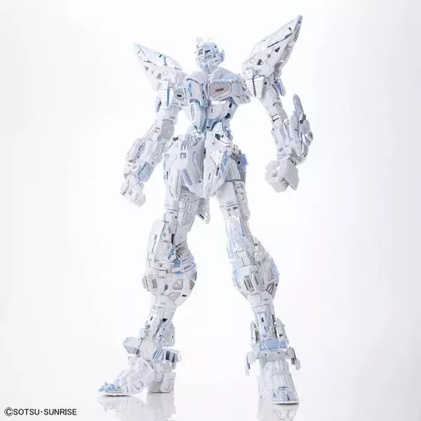 「純白が美しいガンプラ「MGEX ストフリ」、12月13日から会員限定販売！66,000円の値段に恥じない圧倒的高級感」の画像