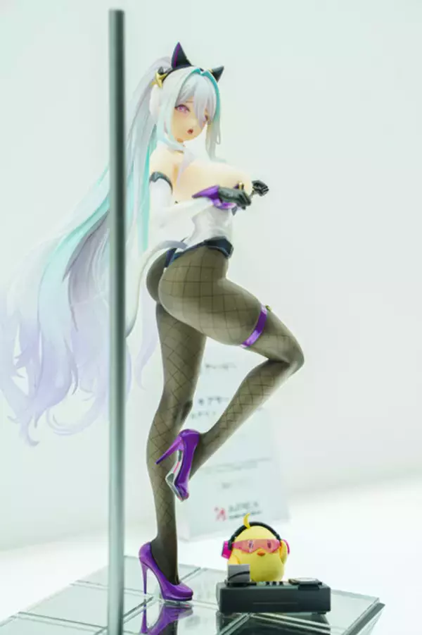 「『アズレン』美麗フィギュアが集結！“バニー姿”のシリアスや信濃、“レースクイーン”ニュージャージー、そして“天使”なユニコーンまで 魅力が大爆発【WF2026冬】」の画像