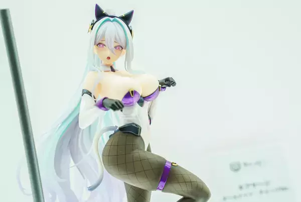 「『アズレン』美麗フィギュアが集結！“バニー姿”のシリアスや信濃、“レースクイーン”ニュージャージー、そして“天使”なユニコーンまで 魅力が大爆発【WF2026冬】」の画像