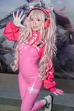 「【コスプレ】ラバースーツに大胆ポーズがセクシー！『NIKKE』アリスがかわいい人気レイヤー・千夢【プレイバック記事】」の画像3