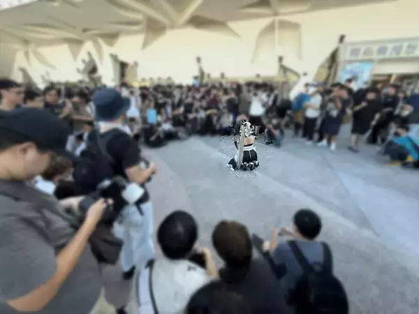 「【コスプレ】重戦車級の美ボディで愛らしさマシマシ！香港美女による『アズレン』フォーミダブルにハートを撃ち抜かれた【写真9枚】」の画像