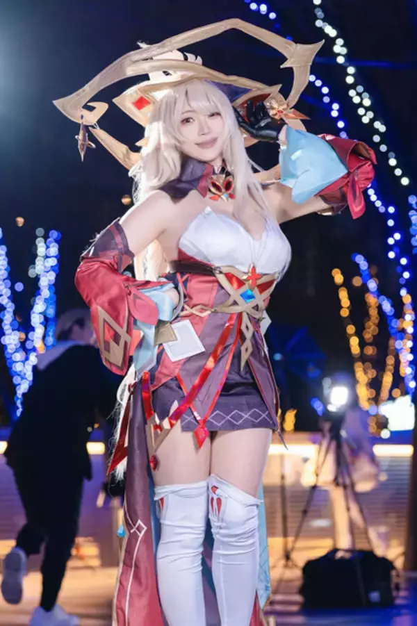 「【コスプレ】美脚ポーズの雷電将軍にミステリアスなレゼ、にじさんじの人気VTuberまで「アコスタさいたま」美女レイヤー9選【写真44枚】」の画像