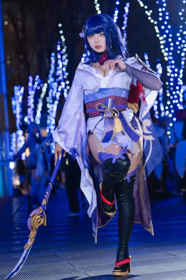 「【コスプレ】美脚ポーズの雷電将軍にミステリアスなレゼ、にじさんじの人気VTuberまで「アコスタさいたま」美女レイヤー9選【写真44枚】」の画像