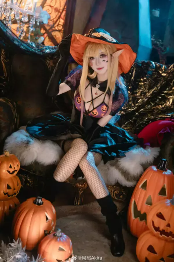 「【コスプレ】ちょっぴりセクシーなハロウィンをお届け！シスターや魔女っ子など魅惑の衣装に身を包んだ美女レイヤーまとめ【写真45枚】」の画像