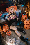 「【コスプレ】ちょっぴりセクシーなハロウィンをお届け！シスターや魔女っ子など魅惑の衣装に身を包んだ美女レイヤーまとめ【写真45枚】」の画像25
