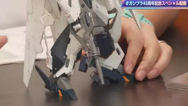 「HGガンプラ「Ξガンダム（閃光のハサウェイ キルケーの魔女Ver.）」発表！ダメージ付のシールドや“ガンダムフェイス”が付属」の画像