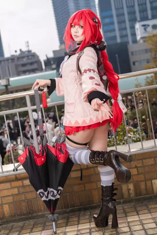 「【コスプレ】タイトなショーパンが似合う『ゼンゼロ』リシュア！イケてるギャルも参戦の「アコスタ池袋」美女レイヤー9選【写真42枚】」の画像