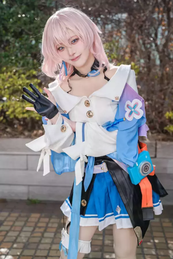 「【コスプレ】タイトなショーパンが似合う『ゼンゼロ』リシュア！イケてるギャルも参戦の「アコスタ池袋」美女レイヤー9選【写真42枚】」の画像