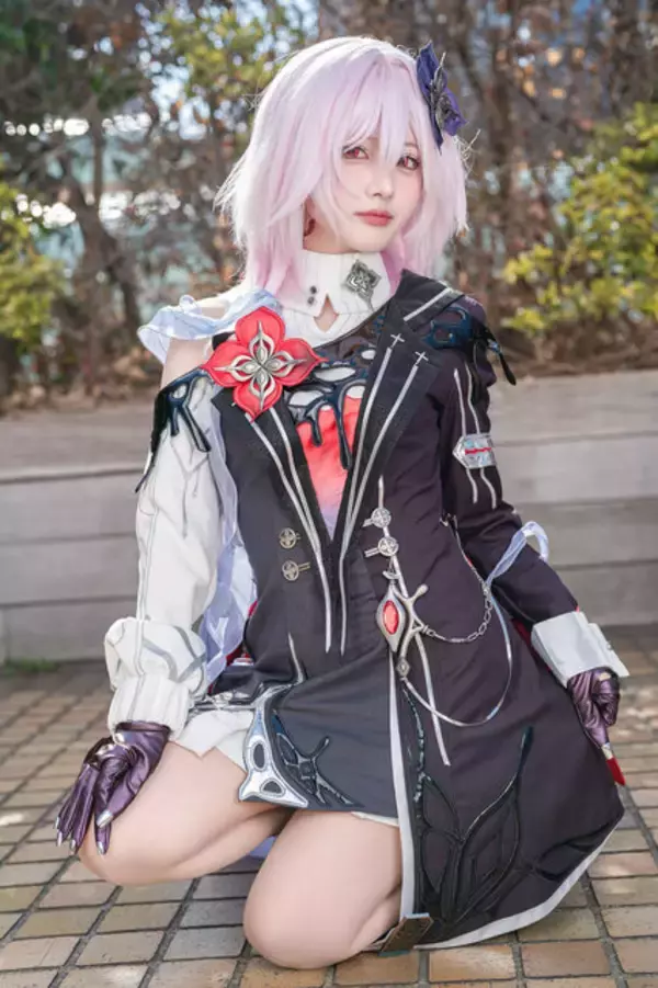 「【コスプレ】タイトなショーパンが似合う『ゼンゼロ』リシュア！イケてるギャルも参戦の「アコスタ池袋」美女レイヤー9選【写真42枚】」の画像