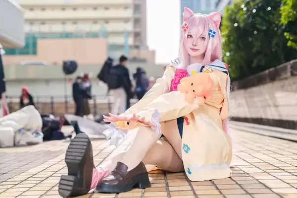「【コスプレ】美くびれが眩しい『NIKKE』レッドフード、お団子頭が可愛い月野うさぎや『学マス』まで「アコスタ池袋」美女レイヤー9選【写真42枚】」の画像