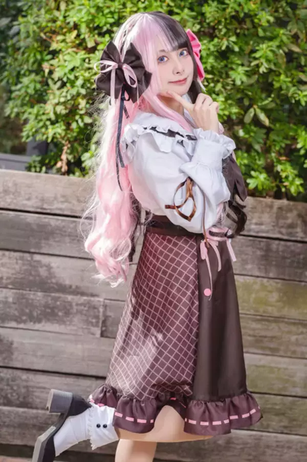 「【コスプレ】美くびれが眩しい『NIKKE』レッドフード、お団子頭が可愛い月野うさぎや『学マス』まで「アコスタ池袋」美女レイヤー9選【写真42枚】」の画像