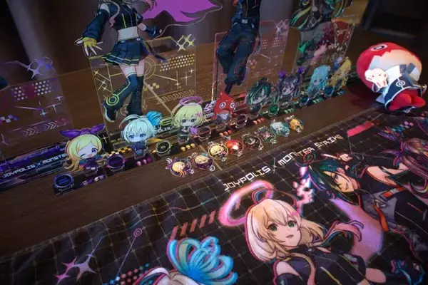 「お台場がストライカーの聖地に！コラボグッズ盛りだくさんの「ジョイポリス×モンスターストライク STRIKER FESTIVAL」レポート」の画像