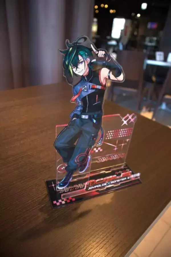 「お台場がストライカーの聖地に！コラボグッズ盛りだくさんの「ジョイポリス×モンスターストライク STRIKER FESTIVAL」レポート」の画像