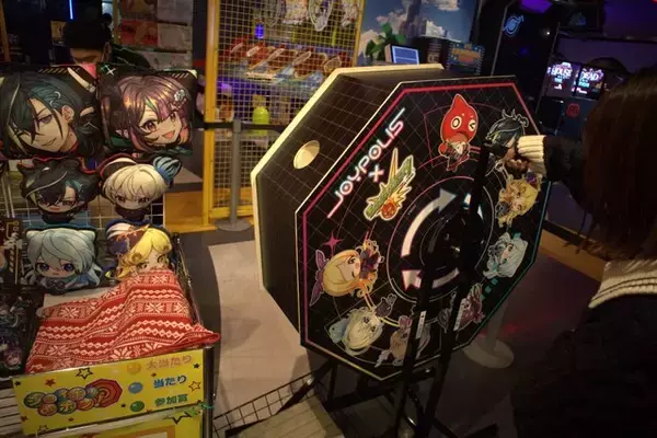 「お台場がストライカーの聖地に！コラボグッズ盛りだくさんの「ジョイポリス×モンスターストライク STRIKER FESTIVAL」レポート」の画像