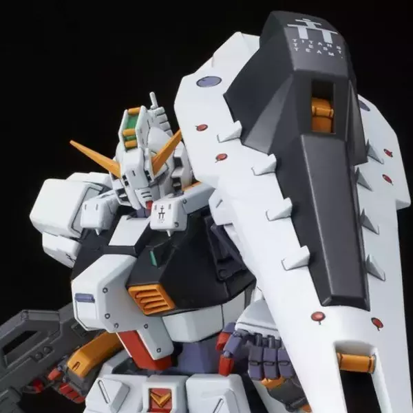 ガンダムTR-1［ヘイズル改］」やその拡張セットなど、MGシリーズ 