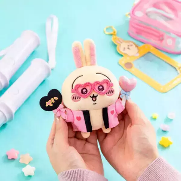 「“オタ活”うさぎが可愛すぎる！「ちいかわ」人気マスコット受注生産の予約締め切りが迫る」の画像