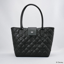 バッグの底面には“幸運のマーク”！『キングダム ハーツ』立体感あるモノグラムのキルティングアイテム4商品が予約受付中