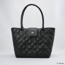 バッグの底面には“幸運のマーク”！『キングダム ハーツ』立体感あるモノグラムのキルティングアイテム4商品が予約受付中