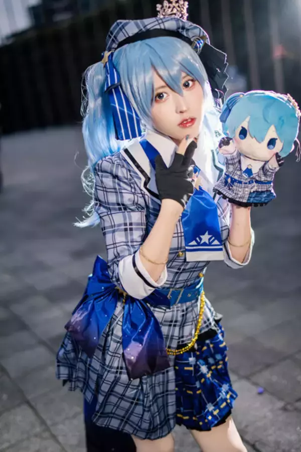 「【コスプレ】「ホロライブ」星街すいせいが眩いほど可愛い！王道美少女の人気は万国共通【写真10枚」の画像