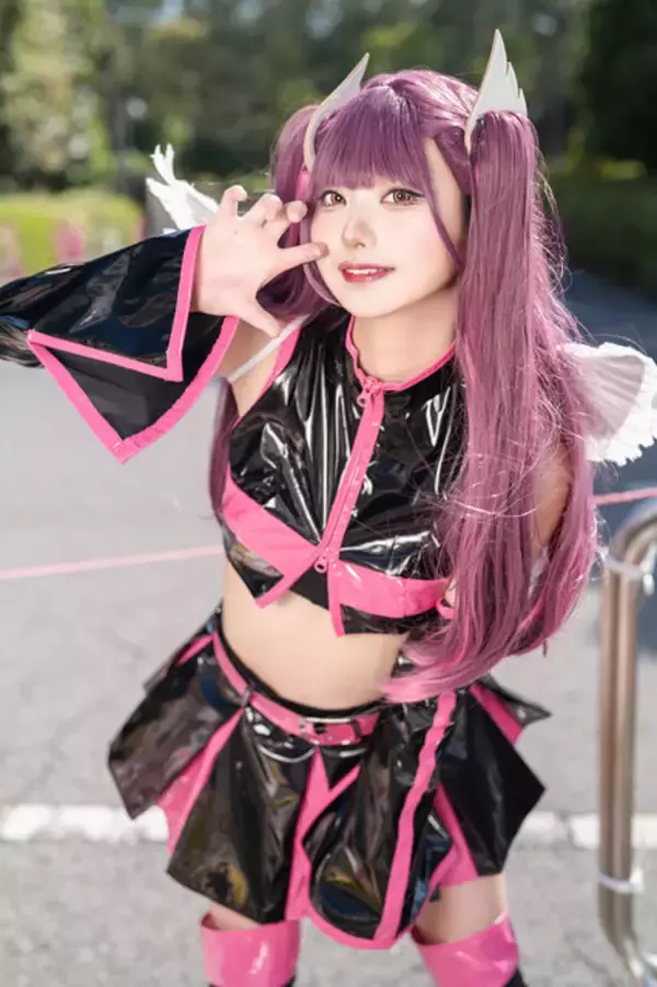 「【コスプレ】ミクにリリエル、エミリアにトワ様が「ニコニコ超会議2025」に勢揃い！天使な美女レイヤー9選【写真42枚】」の画像