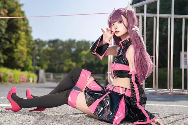 「【コスプレ】ミクにリリエル、エミリアにトワ様が「ニコニコ超会議2025」に勢揃い！天使な美女レイヤー9選【写真42枚】」の画像