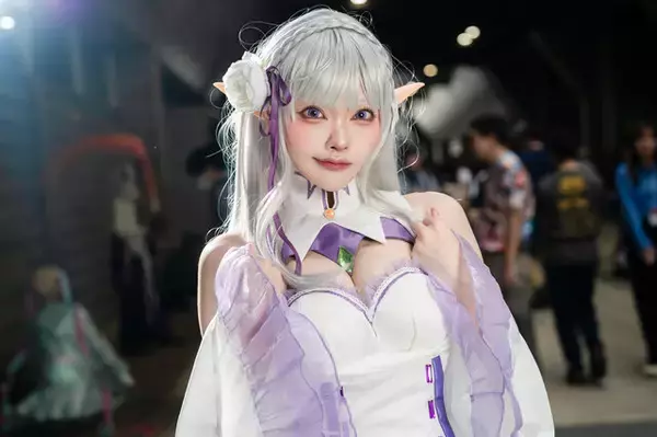 「【コスプレ】ミクにリリエル、エミリアにトワ様が「ニコニコ超会議2025」に勢揃い！天使な美女レイヤー9選【写真42枚】」の画像