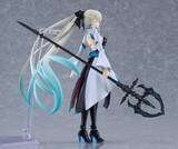 「グラデーションの長いポニテが美しい…！『FGO』より「バーサーカー/モルガン」figmaフィギュアが予約受付開始、アクション向け表情4種付属」の画像3