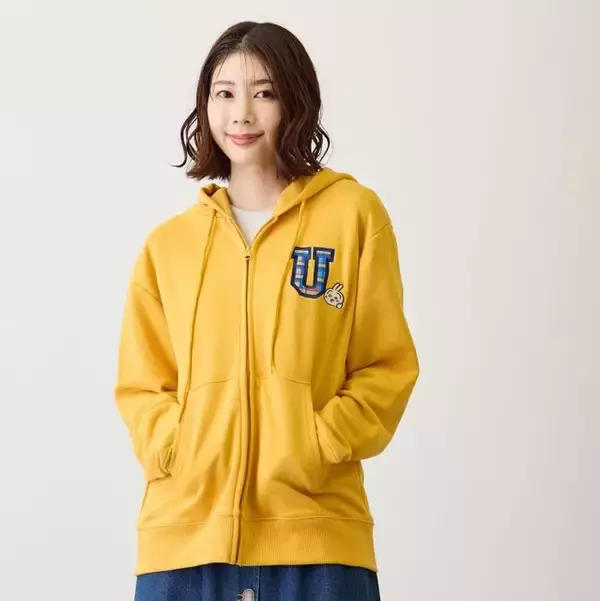 「「ちいかわ」愛が伝わる長袖Ｔシャツは全4柄！うさぎのゆるいパーカーなど、新商品が本日1月16日ちいかわマーケットにて発売」の画像