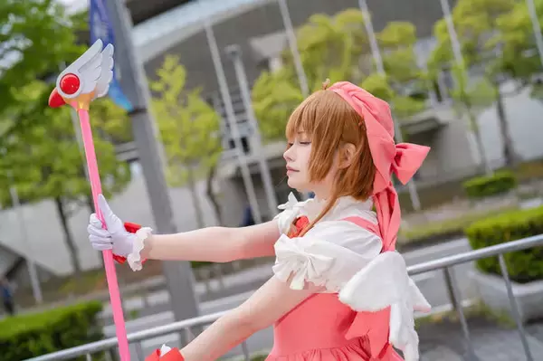 「【コスプレ】レリーズ！「カードキャプターさくら」木之本桜の純真な瞳が美しい…人気レイヤー・ましろ」の画像