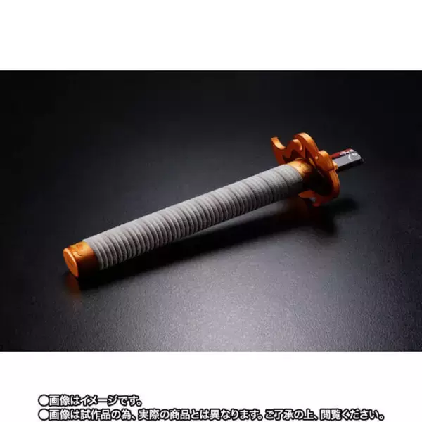 「「鬼滅の刃」1/1サイズ「日輪刀」4種が抽選販売へ！我妻善逸は“抜刀・納刀シーン”を再現可能、煉獄杏寿郎は映画主題歌「炎」＆セリフを収録」の画像