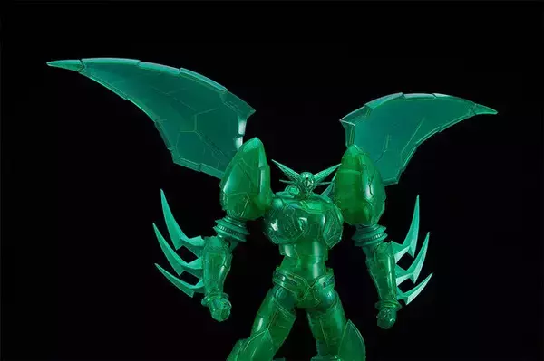 「「真ゲッター1」がグリーンクリアカラーに“チェンジ!!”「真ゲッターロボ 世界最後の日」より、ゲッター線の輝き風なMODEROID限定バージョンが機動」の画像