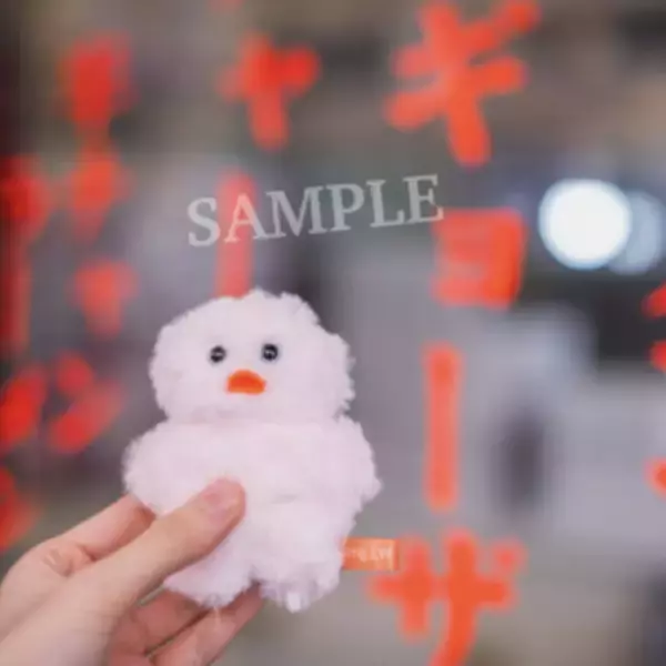 「「ゆるくてかわいい」人気の「mojojojo」初となる“ぬいぐるみチャーム”ムック本が4月30日発売！」の画像