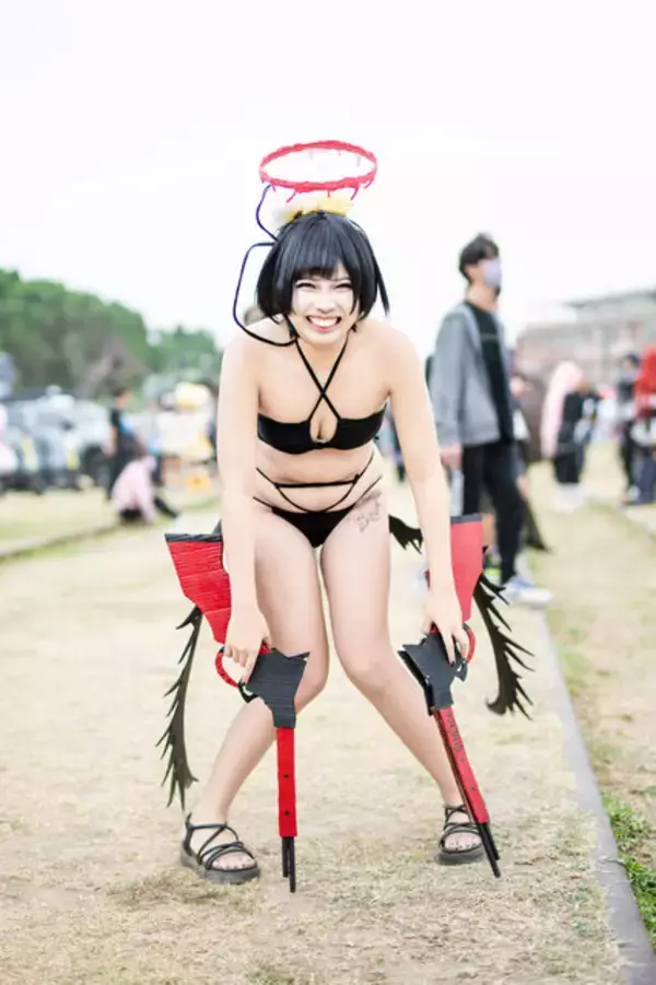 「【コスプレ】顔芸のオンパレード！？『ブルアカ』ツルギの台湾美女レイヤーの表現力ハンパない【写真8枚】」の画像