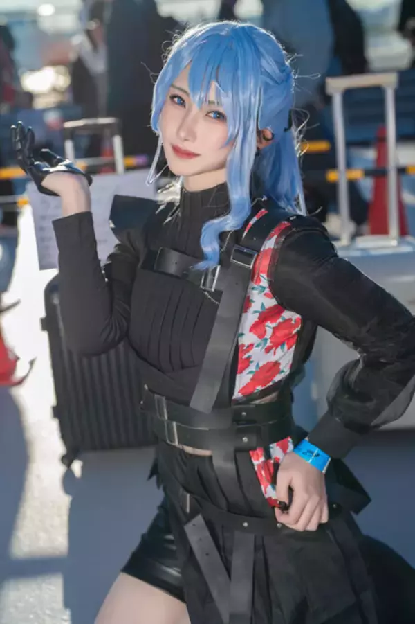 「【コスプレ】「星街すいせい」から「物語シリーズ」まで、Vもアニメも人気キャラ勢揃い！2024年冬コミケの美女レイヤーをプレイバック」の画像