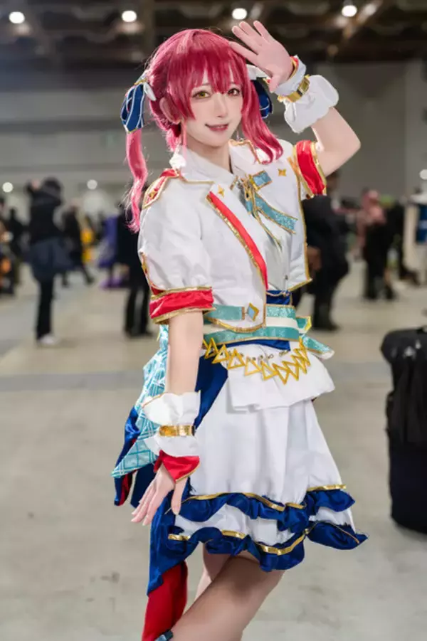 「【コスプレ】「星街すいせい」から「物語シリーズ」まで、Vもアニメも人気キャラ勢揃い！2024年冬コミケの美女レイヤーをプレイバック」の画像
