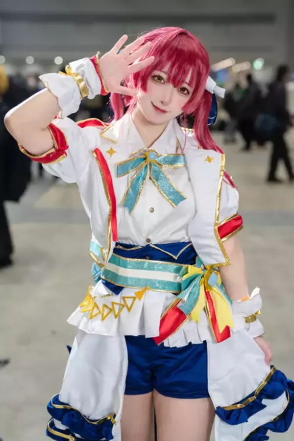 「【コスプレ】「星街すいせい」から「物語シリーズ」まで、Vもアニメも人気キャラ勢揃い！2024年冬コミケの美女レイヤーをプレイバック」の画像